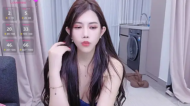 Selenaaaaa- online show from 9, 3, 2025