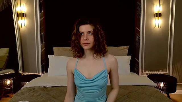 VikkiStorm online show from 20, 3, 2025