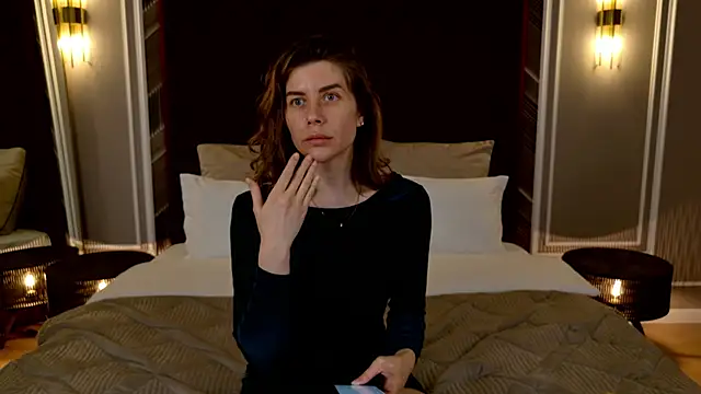 VikkiStorm online show from 21, 3, 2025