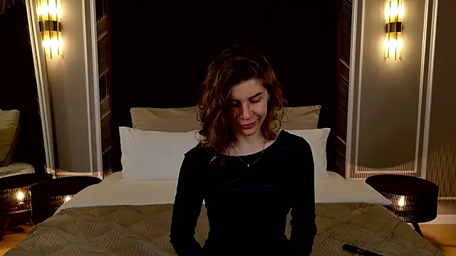 VikkiStorm online show from 21, 3, 2025