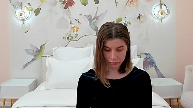 VikkiStorm online show from 5, 2, 2025