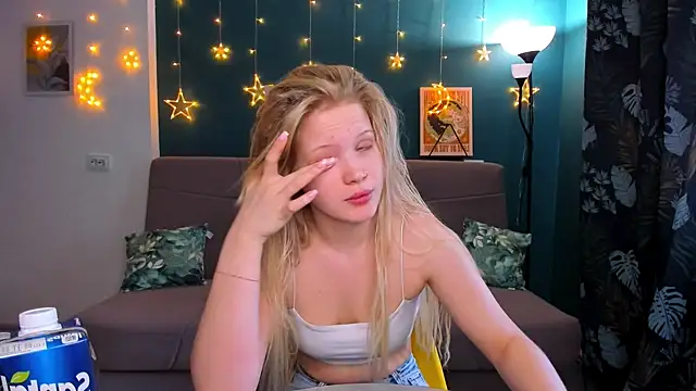 Xloe Queen online show from 22, 2, 2025