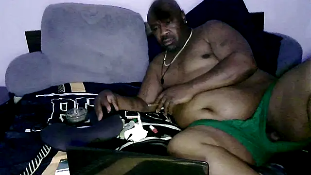 GOODCHOCOLATEDICK online show from 17, 12, 2024