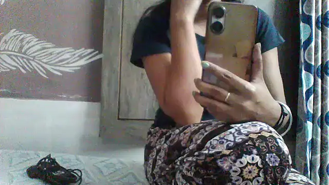 Snapshot of shalini_fire chatting on 17, 2, 2026 shalini fire online show from 17, 2, 2026