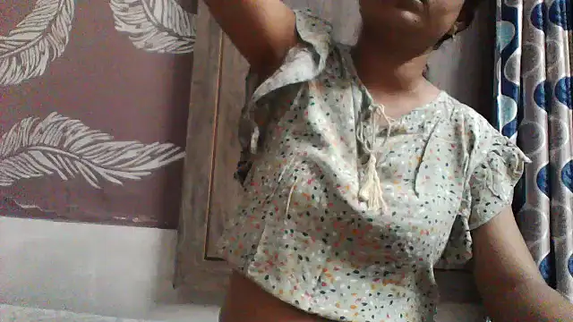 Snapshot of shalini_fire chatting on 2, 7, 2026 shalini fire online show from 2, 7, 2026