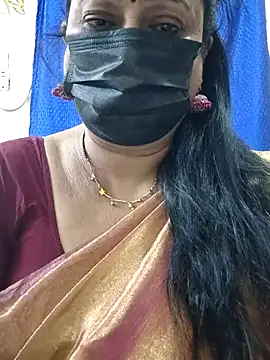 Snapshot of rekha_naier chatting on 5, 7, 2026 rekha naier online show from 5, 7, 2026