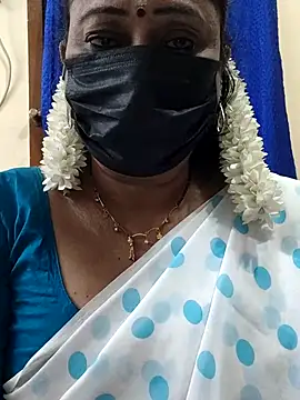 Snapshot of rekha_naier chatting on 9, 2, 2026 rekha naier online show from 9, 2, 2026