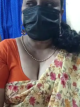 Snapshot of rekha_naier chatting on 21, 9, 2025 rekha naier online show from 21, 9, 2025