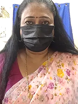 Snapshot of rekha_naier chatting on 6, 6, 2026 rekha naier online show from 6, 6, 2026