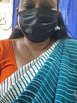 Snapshot of rekha_naier chatting on 14, 6, 2026 rekha naier online show from 14, 6, 2026