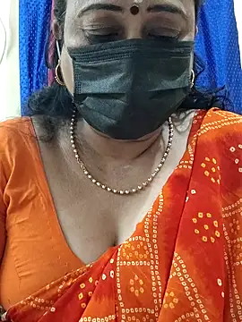 Snapshot of rekha_naier chatting on 12, 9, 2025 rekha naier online show from 12, 9, 2025