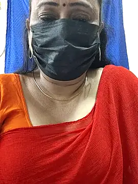 Snapshot of rekha_naier chatting on 6, 4, 2026 rekha naier online show from 6, 4, 2026
