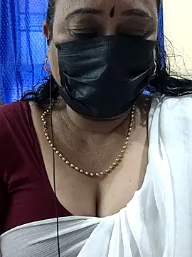 Snapshot of rekha_naier chatting on 9, 10, 2025 rekha naier online show from 9, 10, 2025