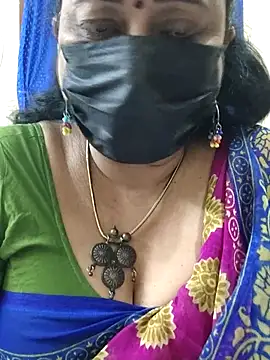 Snapshot of rekha_naier chatting on 17, 11, 2025 rekha naier online show from 17, 11, 2025