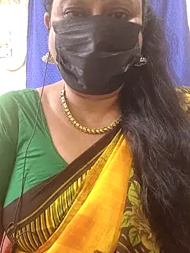 Snapshot of rekha_naier chatting on 15, 7, 2026 rekha naier online show from 15, 7, 2026