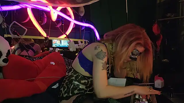 anonymouszN online show from 16, 2, 2025