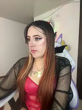 Snapshot of SarahXRusso chatting on 6, 3, 2025 SarahXRusso online show from 6, 3, 2025