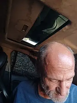 Snapshot of DatingProfile_USA_43_str8 chatting on 2, 12, 2025 DatingProfile USA 43 str8 online show from 2, 12, 2025