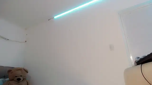 nicoledollts online show from 11, 6, 2026