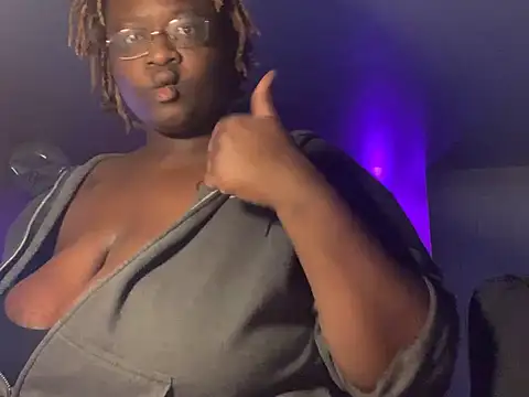 BigKittyRaven online show from 26, 2, 2025