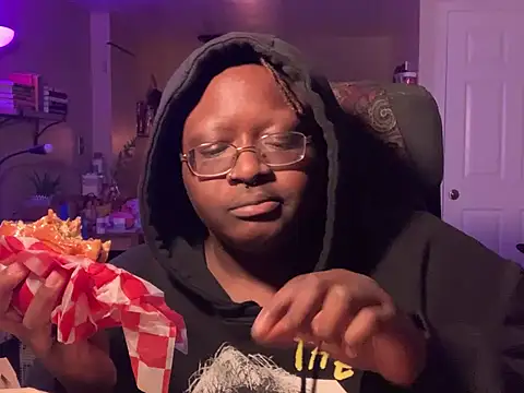 BigKittyRaven online show from 21, 12, 2024