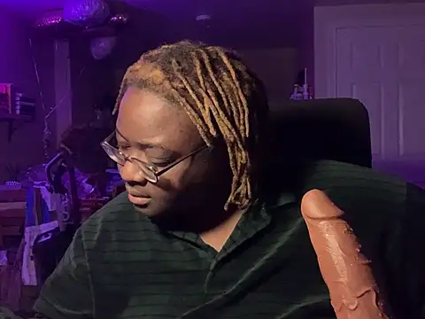 BigKittyRaven online show from 13, 2, 2025