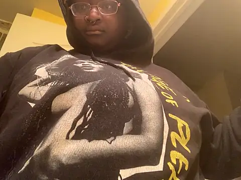 BigKittyRaven online show from 3, 1, 2025