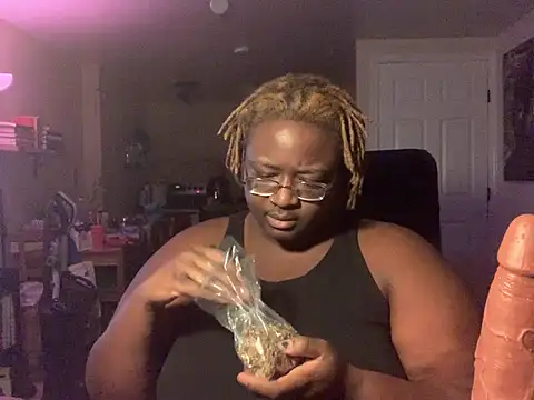 BigKittyRaven online show from 7, 2, 2025