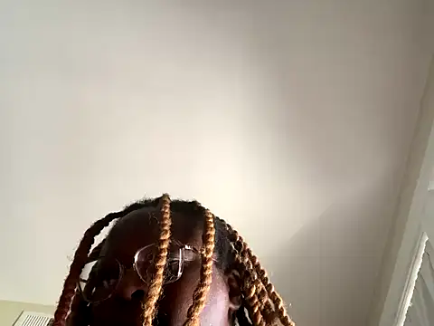 BigKittyRaven online show from 15, 12, 2025