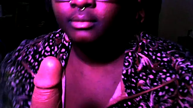 BigKittyRaven online show from 7, 12, 2024