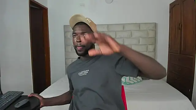 Snapshot of Dylan_Taylor chatting on 11, 11, 2025 Dylan Taylor online show from 11, 11, 2025