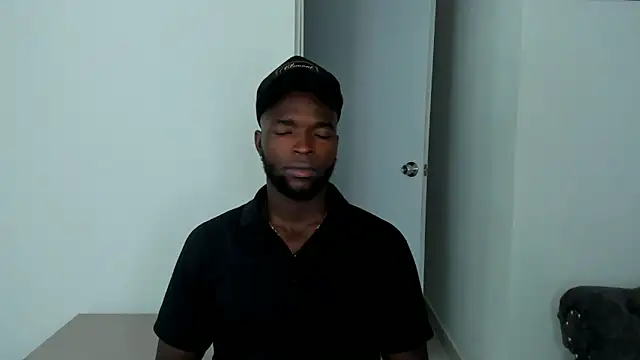 Snapshot of Dylan_Taylor chatting on 10, 9, 2025 Dylan Taylor online show from 10, 9, 2025