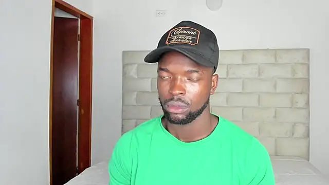 Snapshot of Dylan_Taylor chatting on 10, 11, 2025 Dylan Taylor online show from 10, 11, 2025