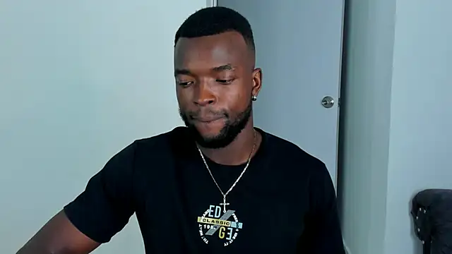 Snapshot of Dylan_Taylor chatting on 8, 10, 2025 Dylan Taylor online show from 8, 10, 2025