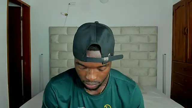 Dylan Taylor online show from 11, 2, 2026