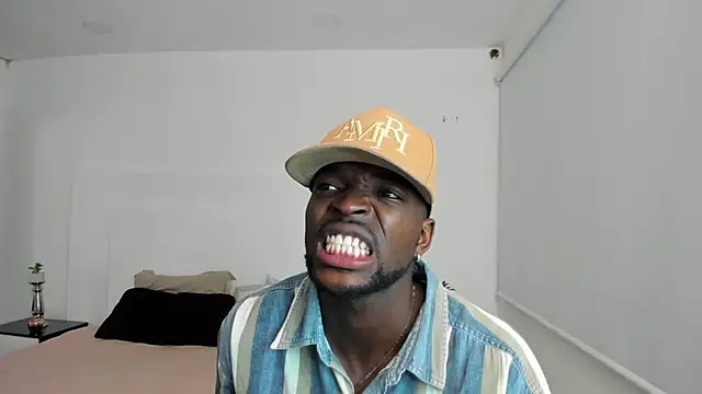 Snapshot of Dylan_Taylor chatting on 4, 3, 2025 Dylan Taylor online show from 4, 3, 2025