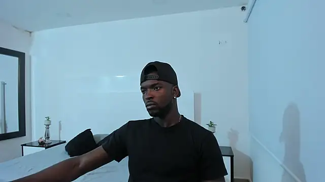 Snapshot of Dylan_Taylor chatting on 19, 3, 2025 Dylan Taylor online show from 19, 3, 2025