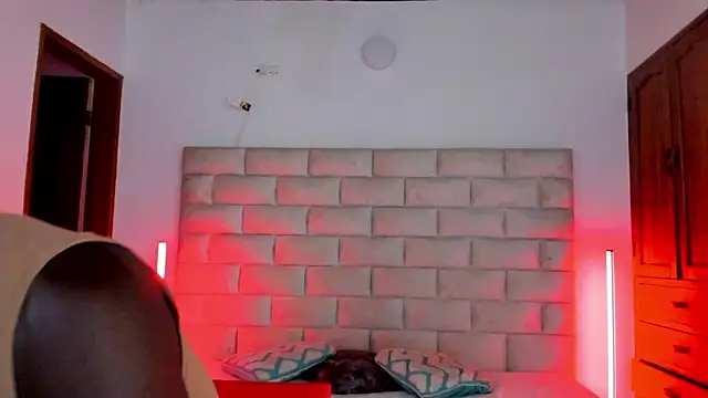 Dylan Taylor online show from 7, 1, 2026