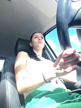 ellie mcdonald online show from 28, 10, 2025