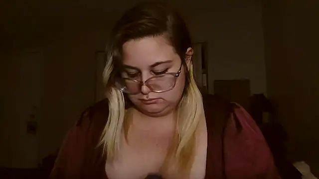 HoneyBear19 online show from 23, 12, 2024