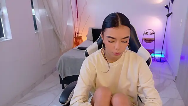 AnabelWolf online show from 29, 11, 2025