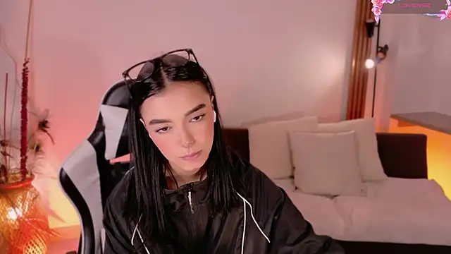 AnabelWolf online show from 27, 3, 2026