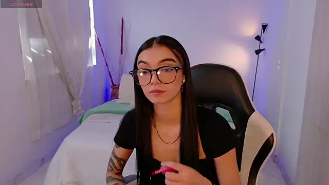 AnabelWolf online show from 6, 1, 2026