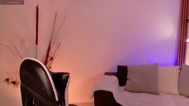 AnabelWolf online show from 20, 4, 2026