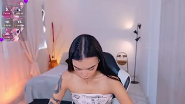 AnabelWolf online show from 13, 11, 2025