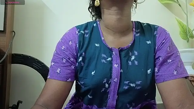 Tamil Shalini Lustyy online show from 13, 3, 2026