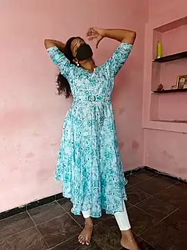 Snapshot of Tamil_Shalini_Lustyy chatting on 20, 10, 2025 Tamil Shalini Lustyy online show from 20, 10, 2025