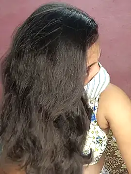 Snapshot of Tamil_Shalini_Lustyy chatting on 13, 9, 2025 Tamil Shalini Lustyy online show from 13, 9, 2025