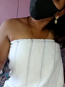 Snapshot of Tamil_Shalini_Lustyy chatting on 16, 10, 2025 Tamil Shalini Lustyy online show from 16, 10, 2025