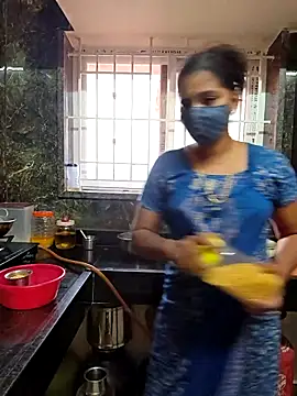 Snapshot of Tamil_Shalini_Lustyy chatting on 5, 2, 2026 Tamil Shalini Lustyy online show from 5, 2, 2026